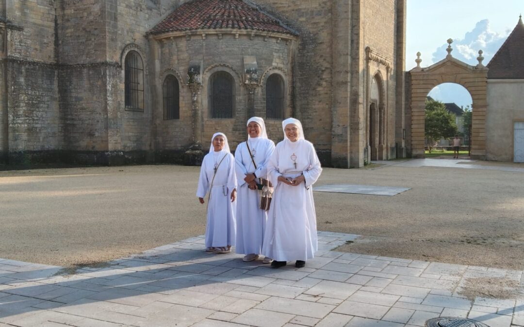 Sœurs missionnaires en visite en France